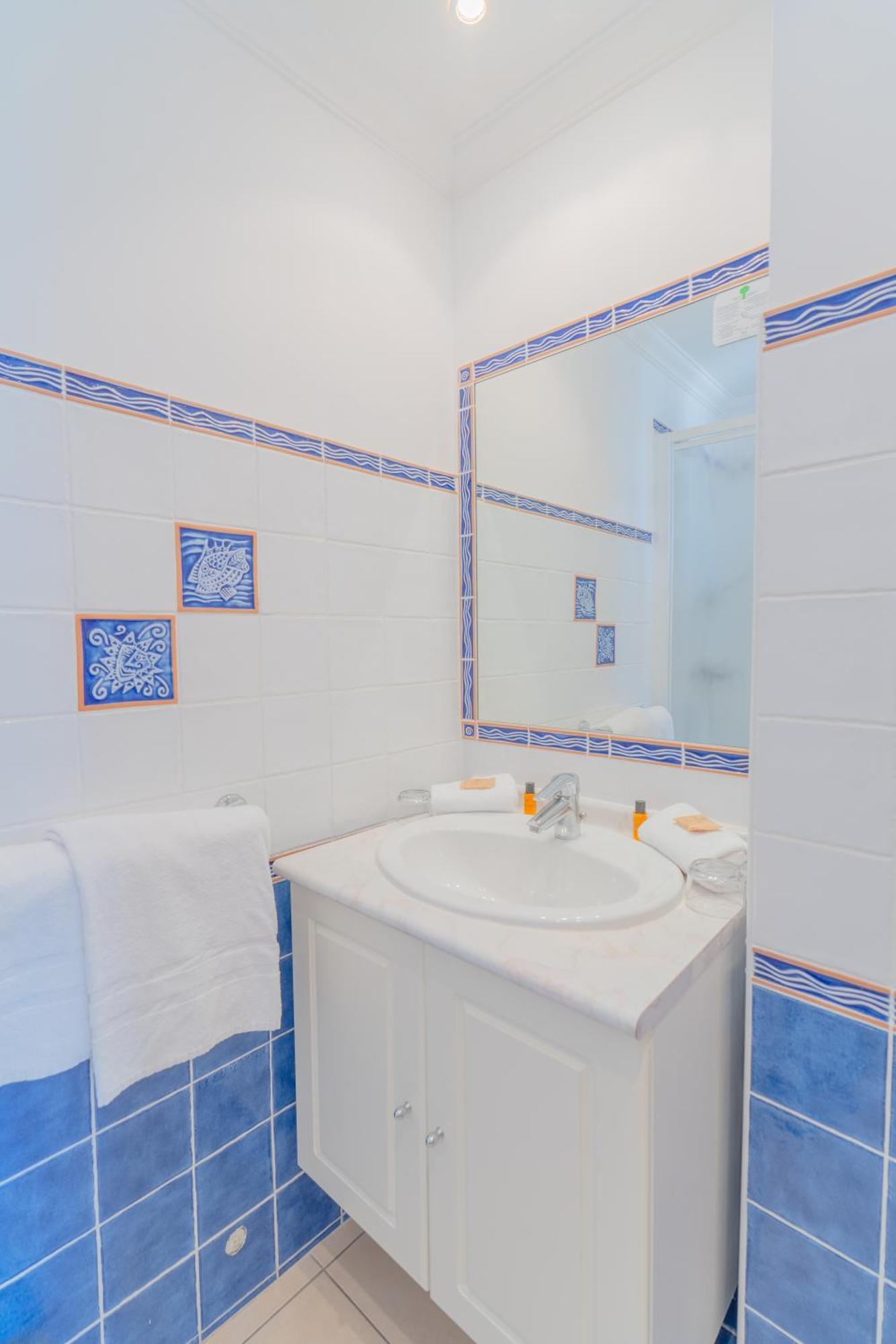 Hotel Le Grand Pavois Le Lavandou Habitación foto